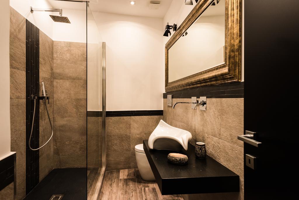 Trevi & Pantheon Luxury Rooms Rzym Pokój zdjęcie