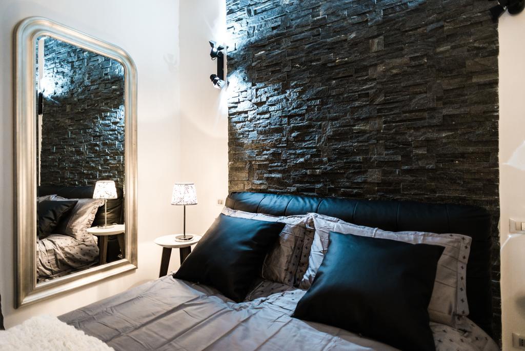 Trevi & Pantheon Luxury Rooms Rzym Pokój zdjęcie