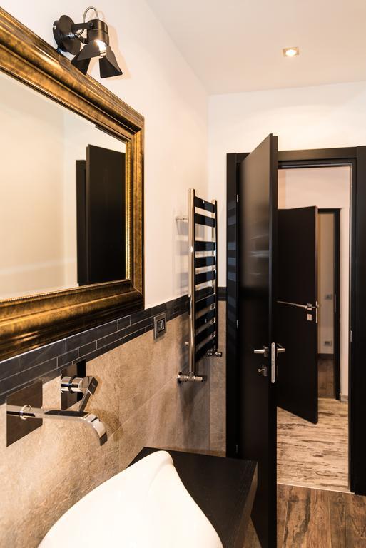 Trevi & Pantheon Luxury Rooms Rzym Pokój zdjęcie