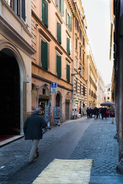 Trevi & Pantheon Luxury Rooms Rzym Zewnętrze zdjęcie