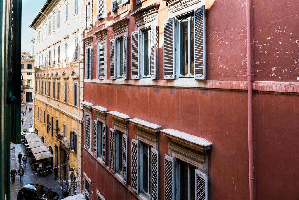 Trevi & Pantheon Luxury Rooms Rzym Zewnętrze zdjęcie